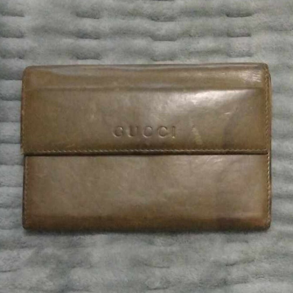 Gucci Chartreuse Trim Wallet